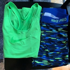 Women’s Nike Workout Outfit (L)